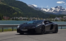  Lamborghini Aventador       